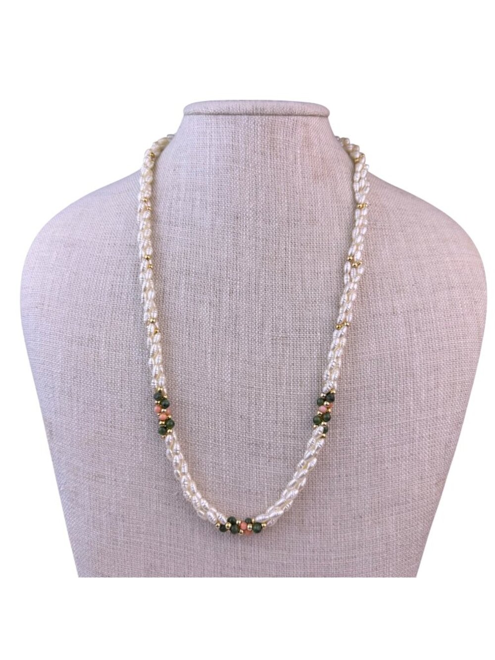Vintage Womens White Nacar Pearl Gold Tone Beaded Necklace